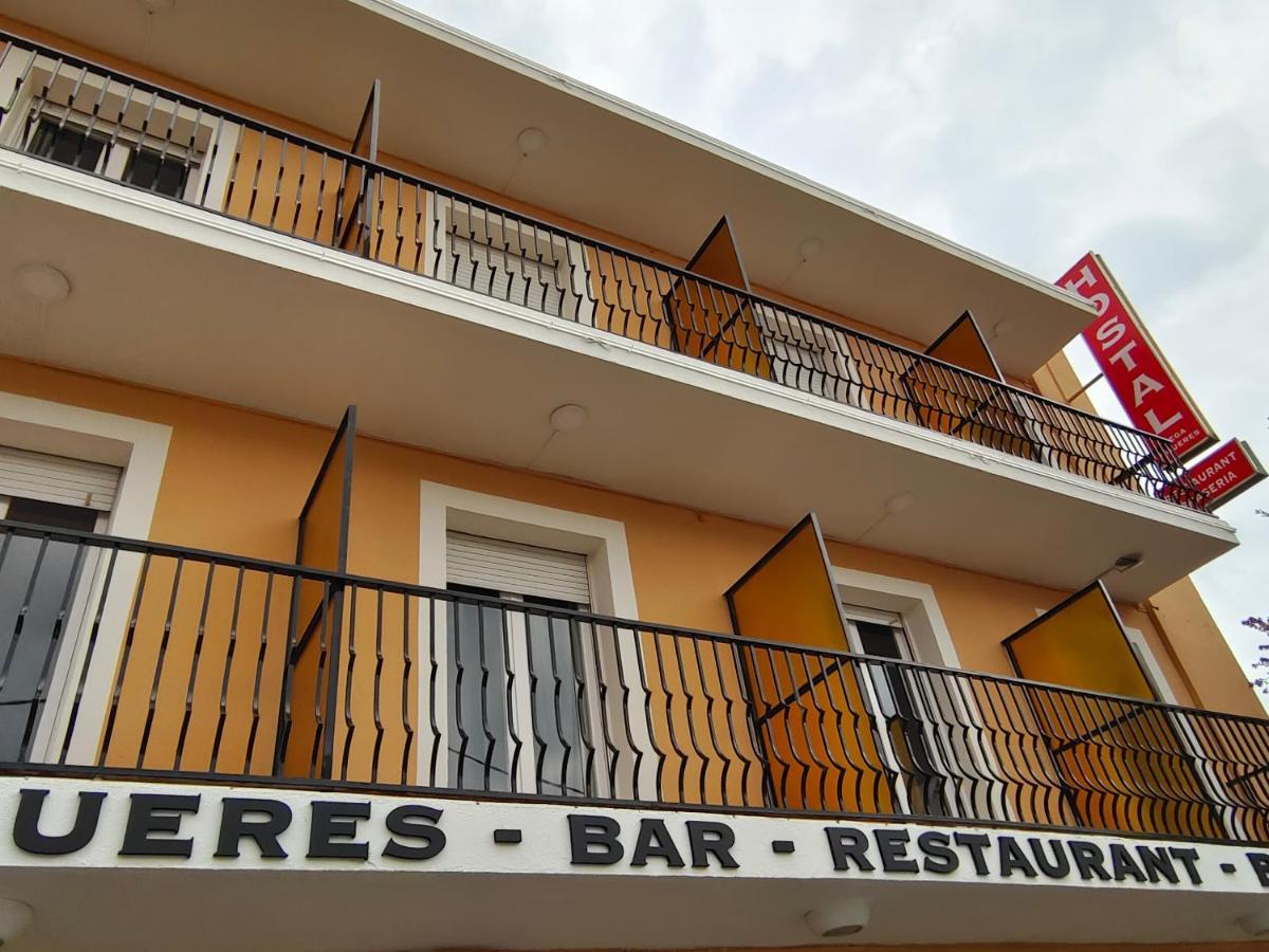 Mega Figueres Hotel Figueres  Exterior photo