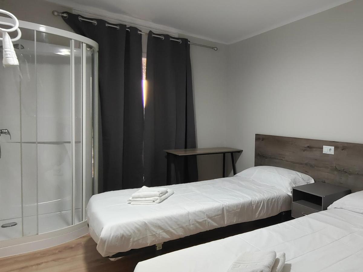 Mega Figueres Hotel Figueres  Exterior photo